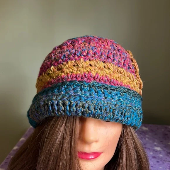 Crochet flower adjustable rolled rim acrylic yarn medium new - Picture 3 of 7